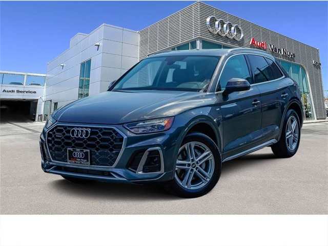 2022 Audi Q5 Premium's photo