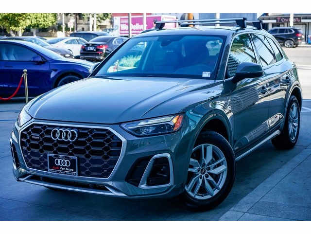 2023 Audi Q5 Premium's photo