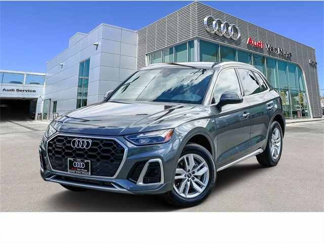 2023 Audi Q5 Premium's photo