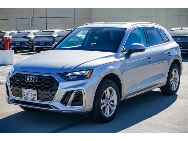 2023 Audi Q5 Premium's photo