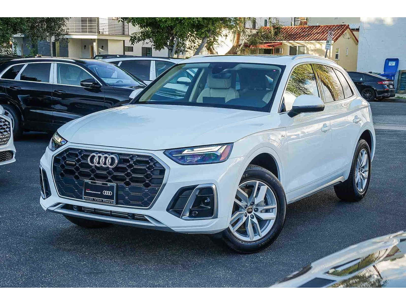 2024 Audi Q5 Premium's photo