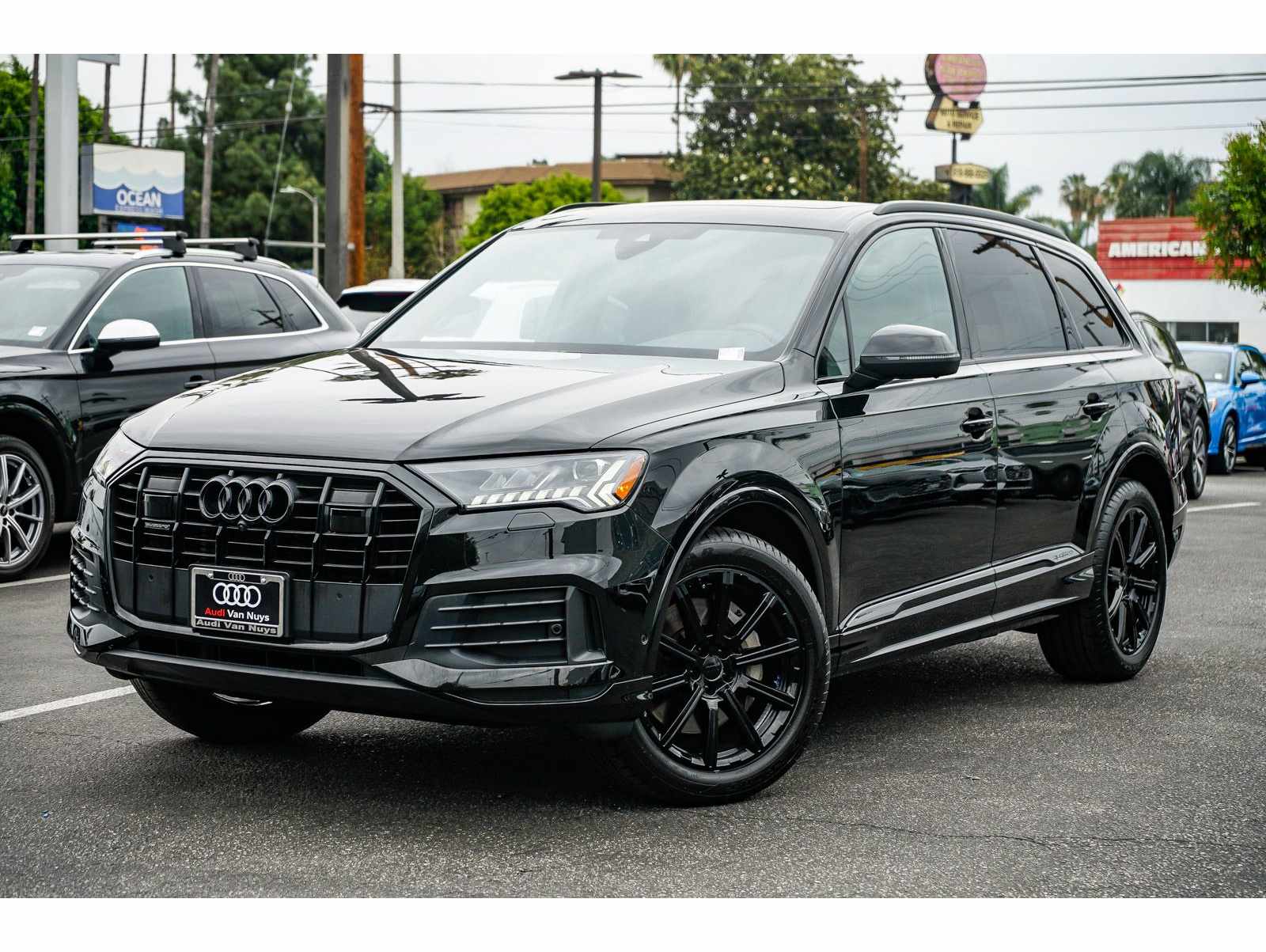 2023 Audi Q7 Premium Plus
