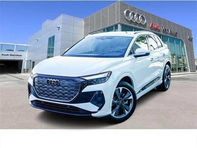 2024 Audi Q4 e-tron Premium Plus's photo
