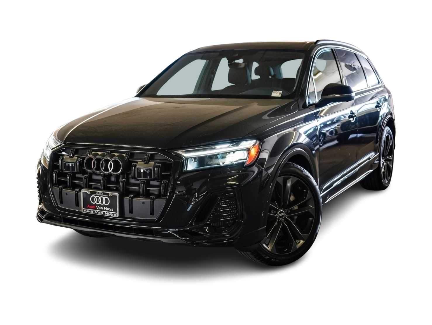 Thumbnail: 2026 Audi Q7 - 1