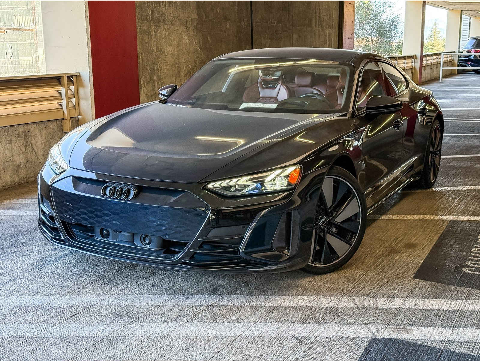 2023 Audi RS e-tron GT Base's photo