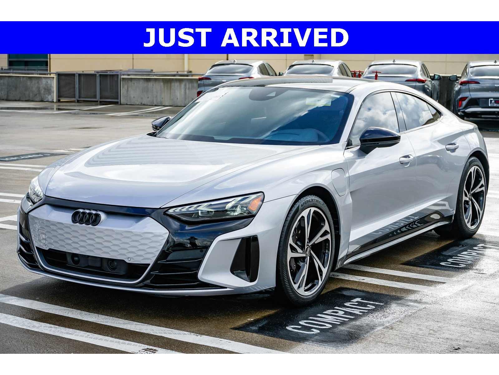 2024 Audi e-tron GT Premium Plus's photo