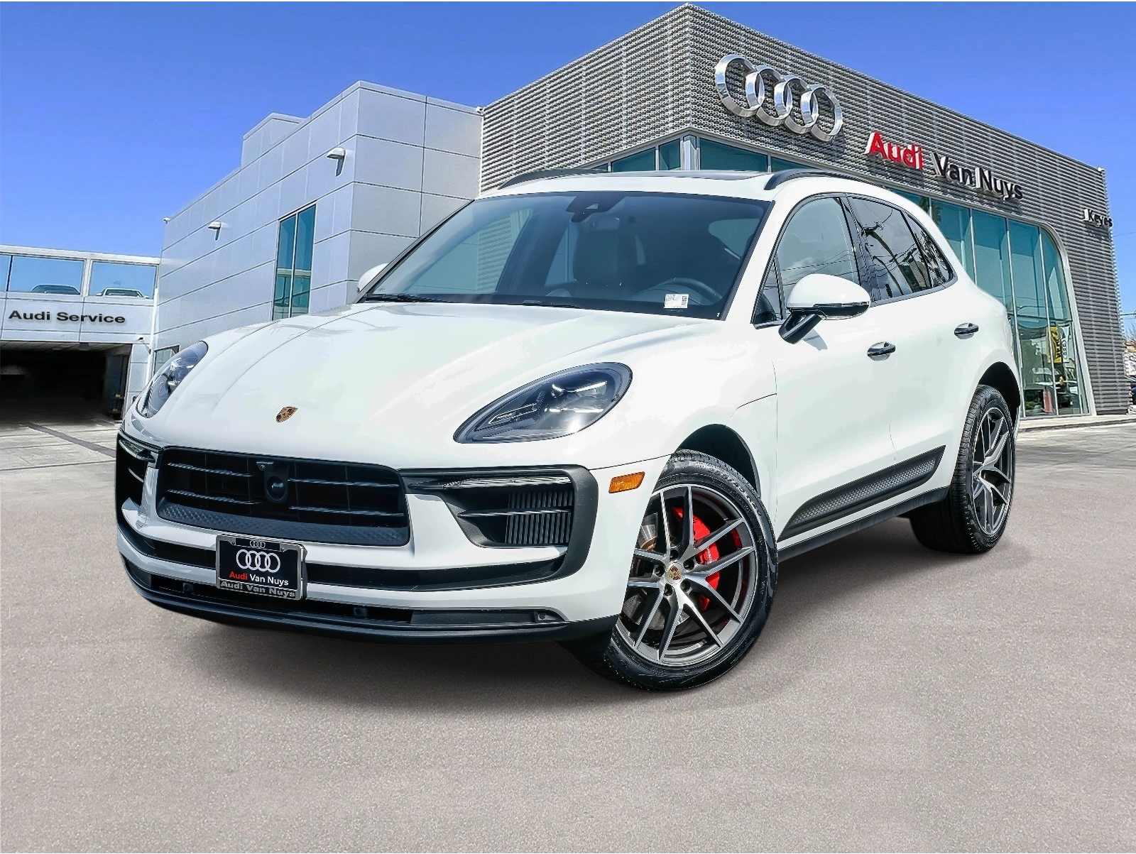 2023 Porsche Macan S