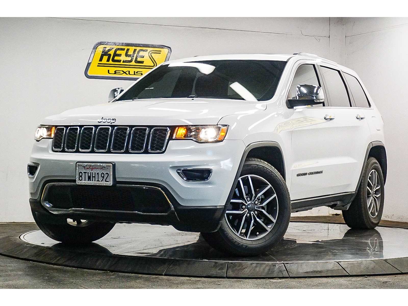 2020 Jeep Grand Cherokee Limited's photo