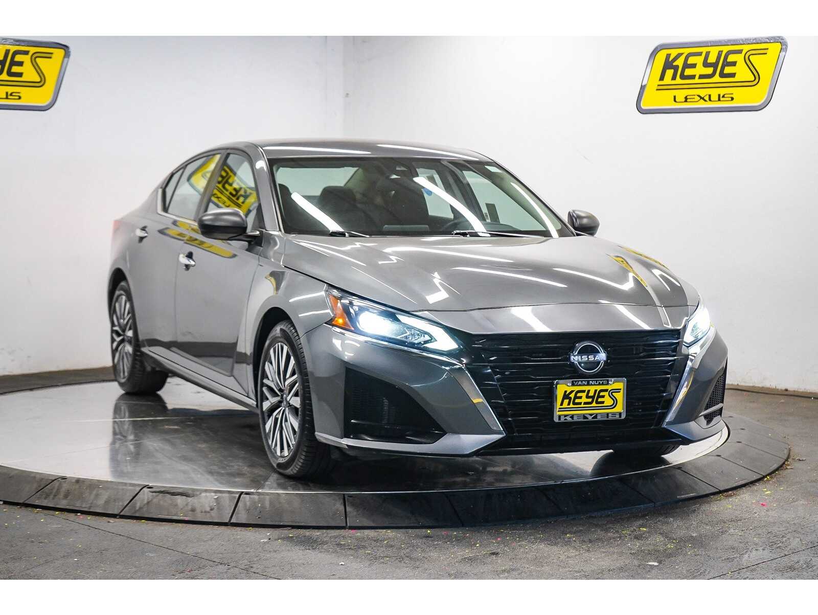 2024 Nissan Altima SV