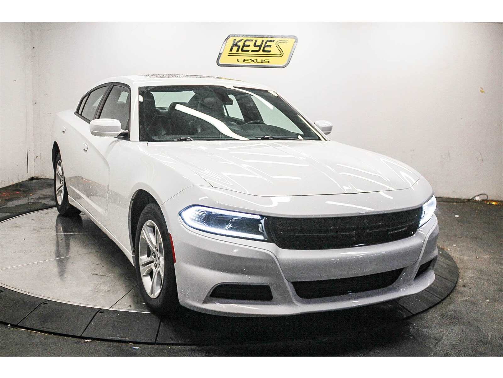 2022 Dodge Charger SXT's photo