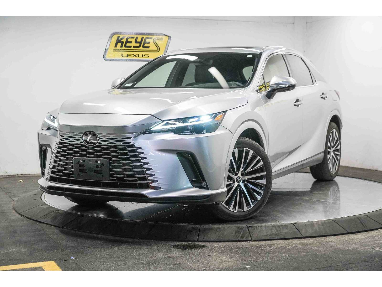 2023 Lexus RX Hybrid