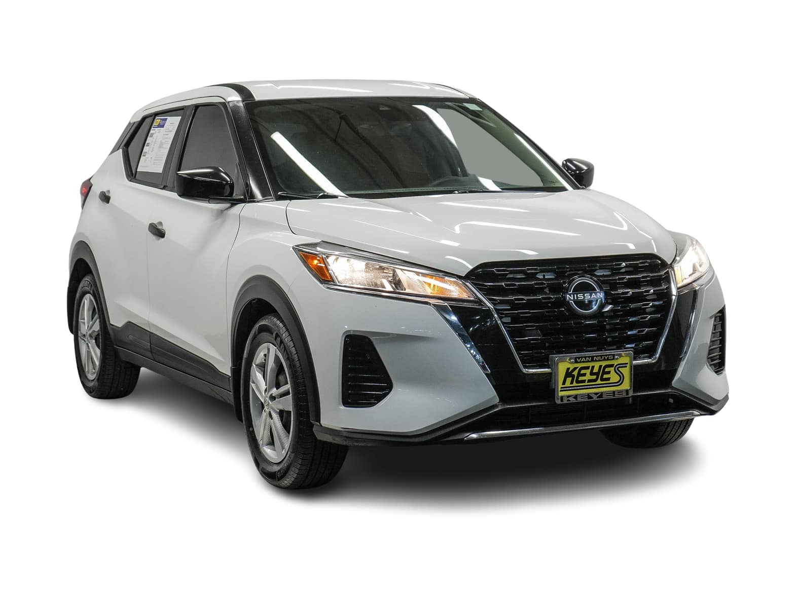 2022 Nissan Kicks S Hero Image