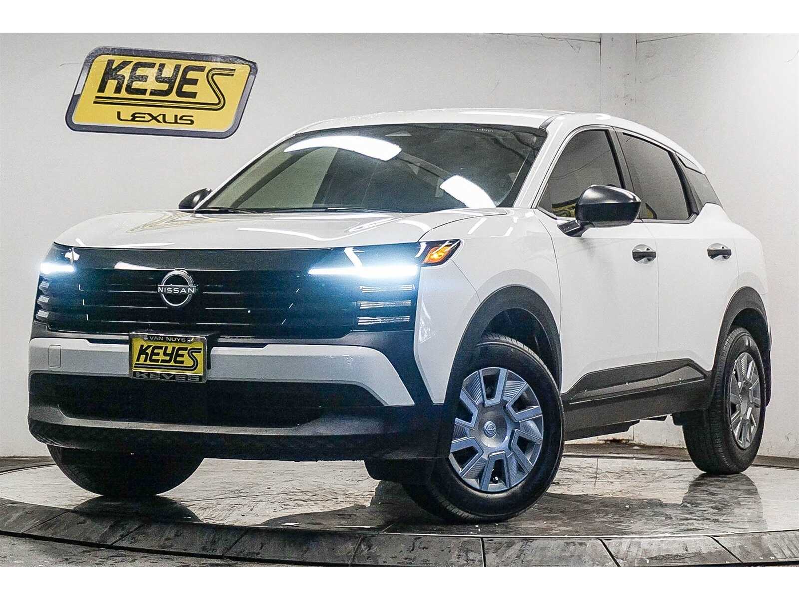 2025 Nissan Kicks S AWD