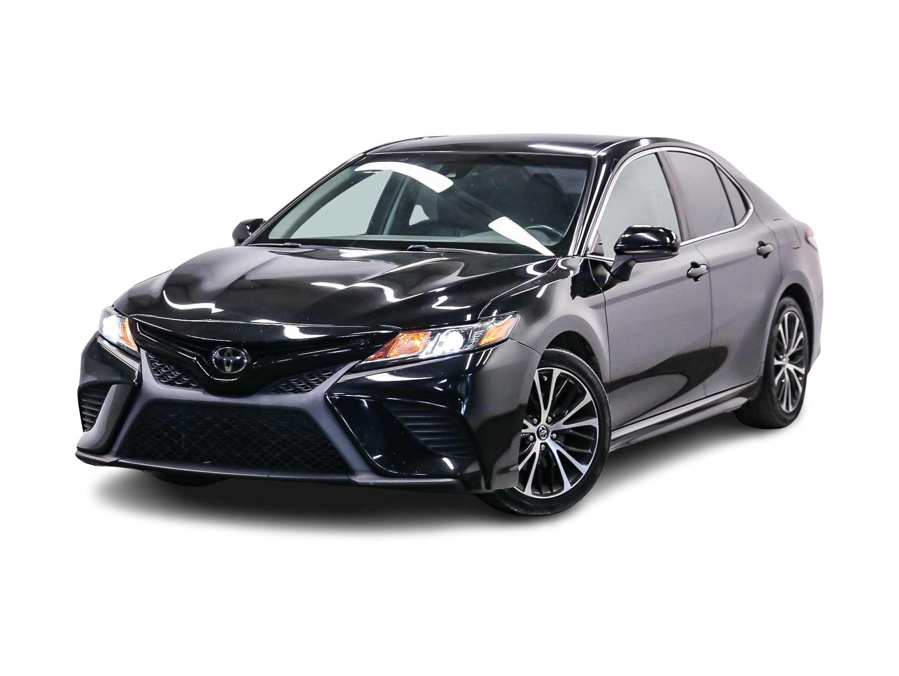 2019 Toyota Camry SE -
                Van Nuys, CA