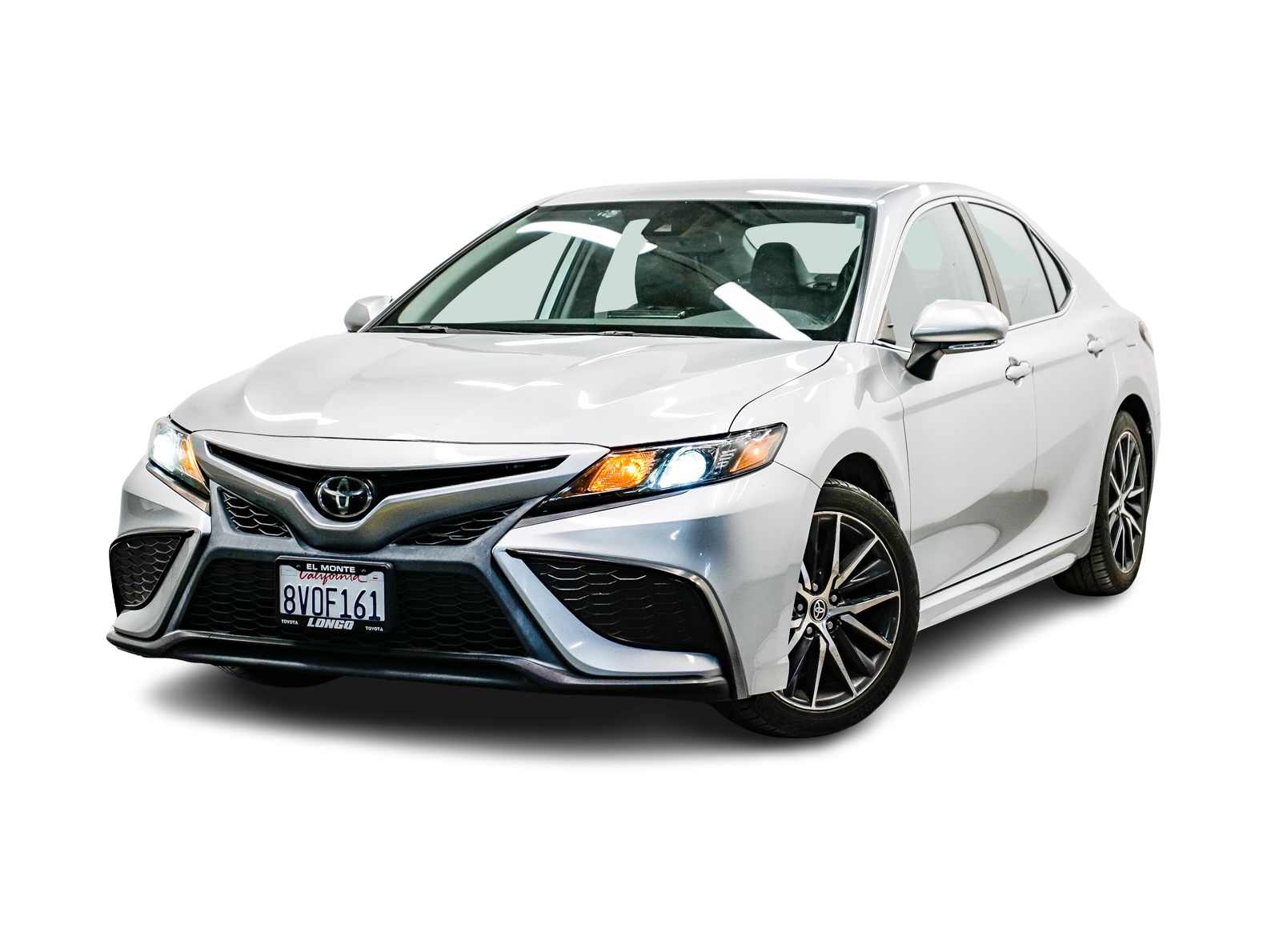 2021 Toyota Camry SE Hero Image