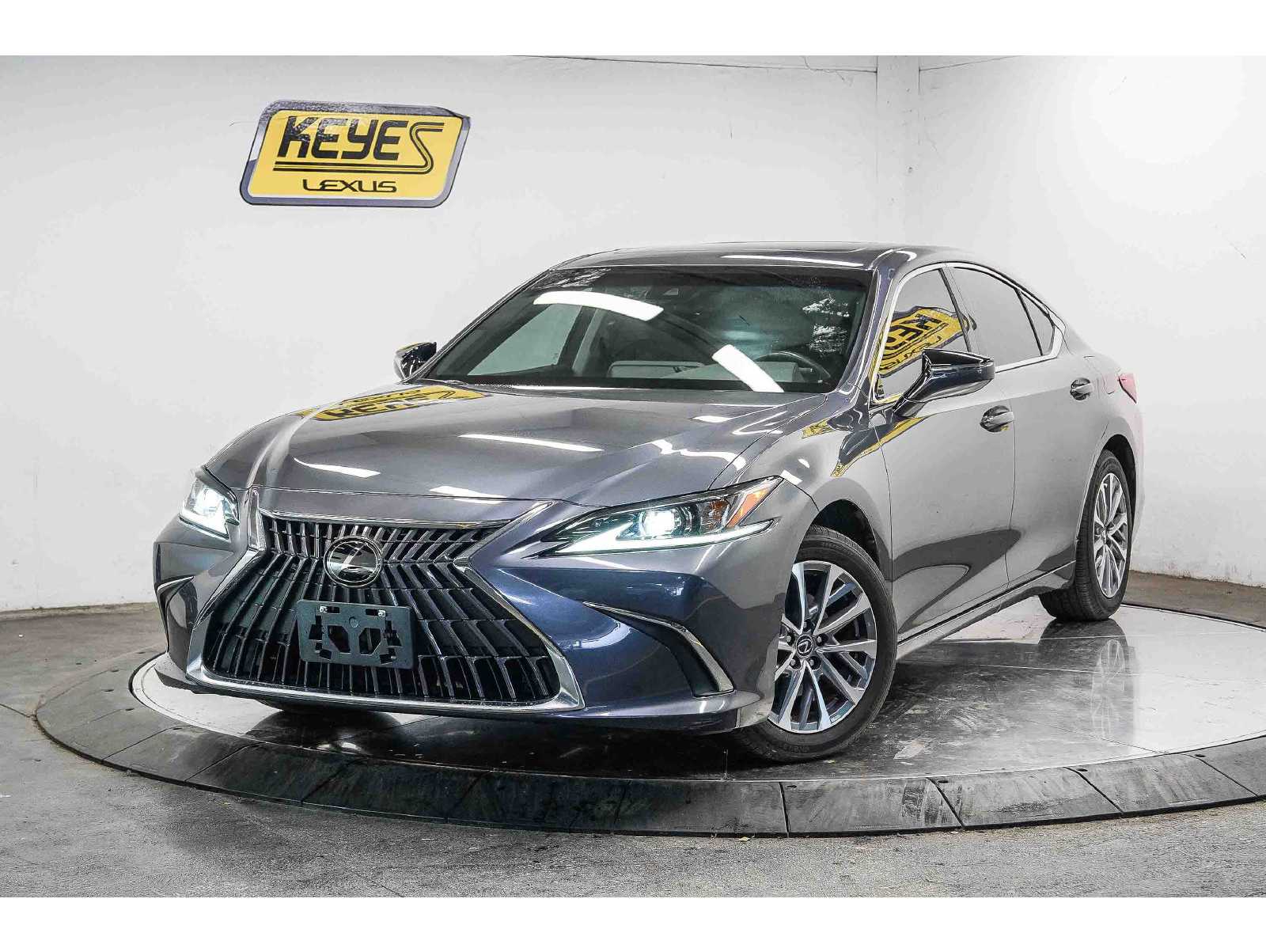 2025 Lexus ES 350