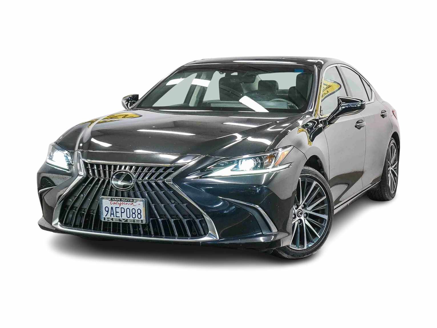 Thumbnail: 2022 Lexus ES - 1