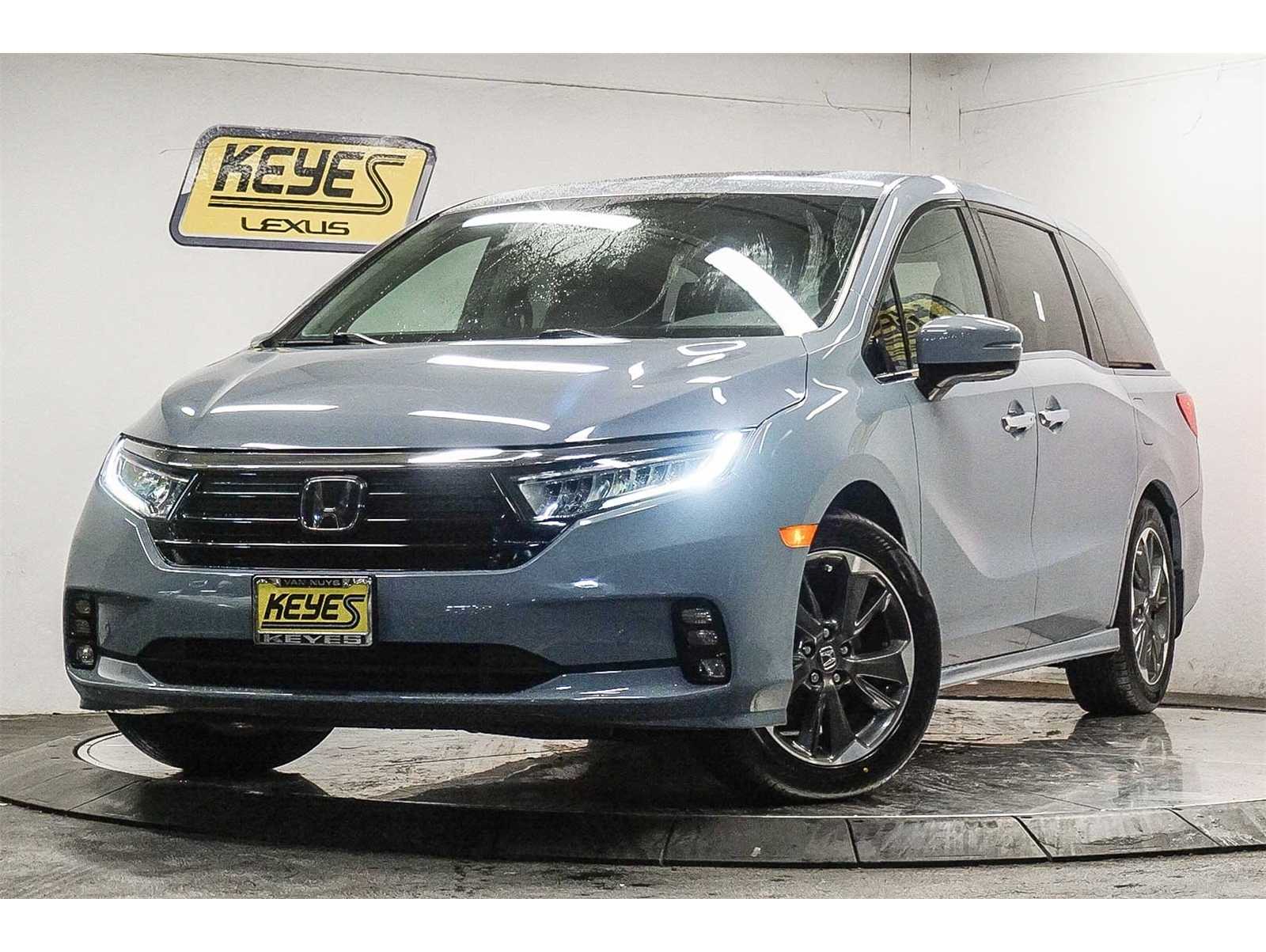 2023 Honda Odyssey Elite's photo