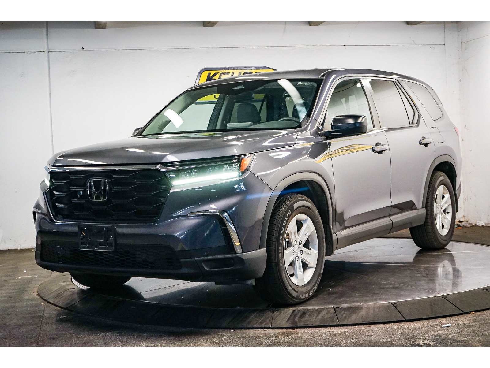 2023 Honda Pilot LX