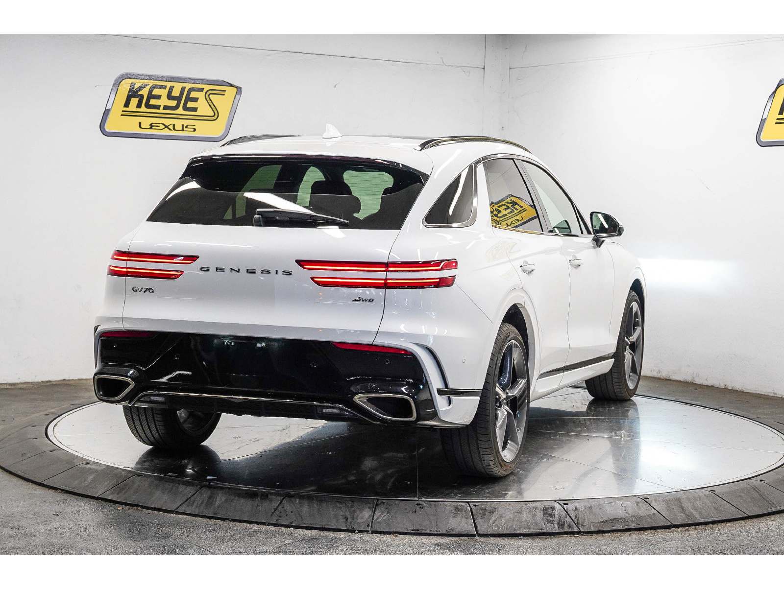 2026 GENESIS GV70 Sport Prestige