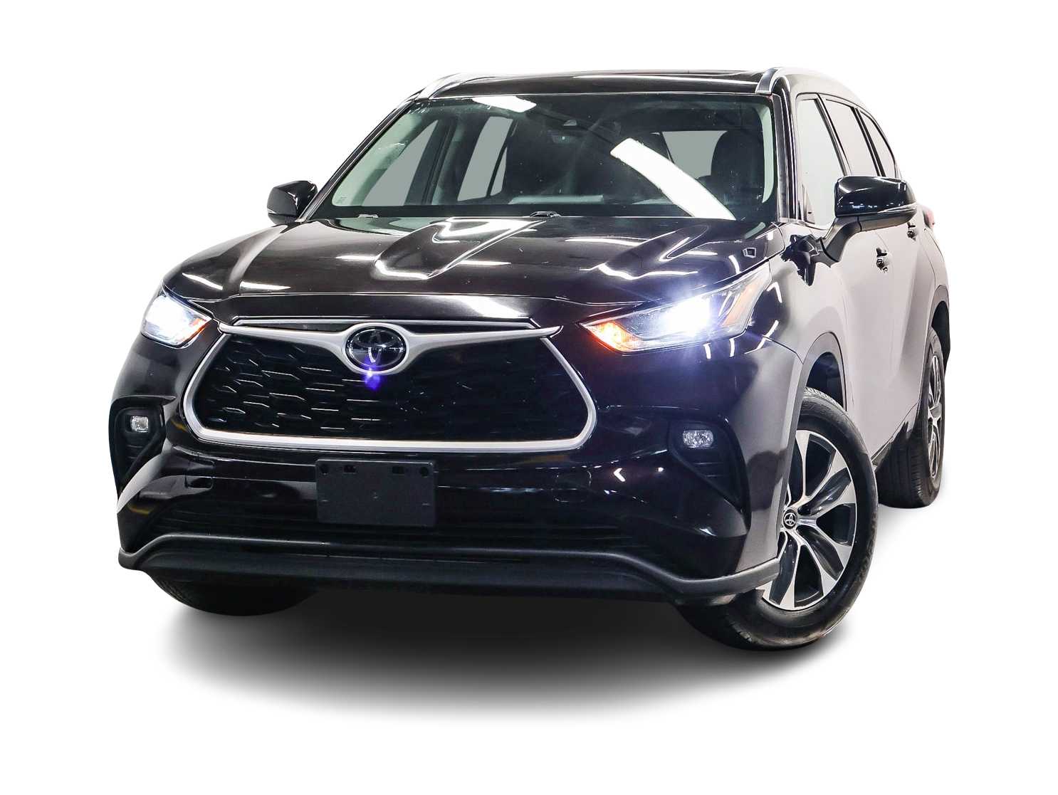 2021 Toyota Highlander XLE -
                Van Nuys, CA