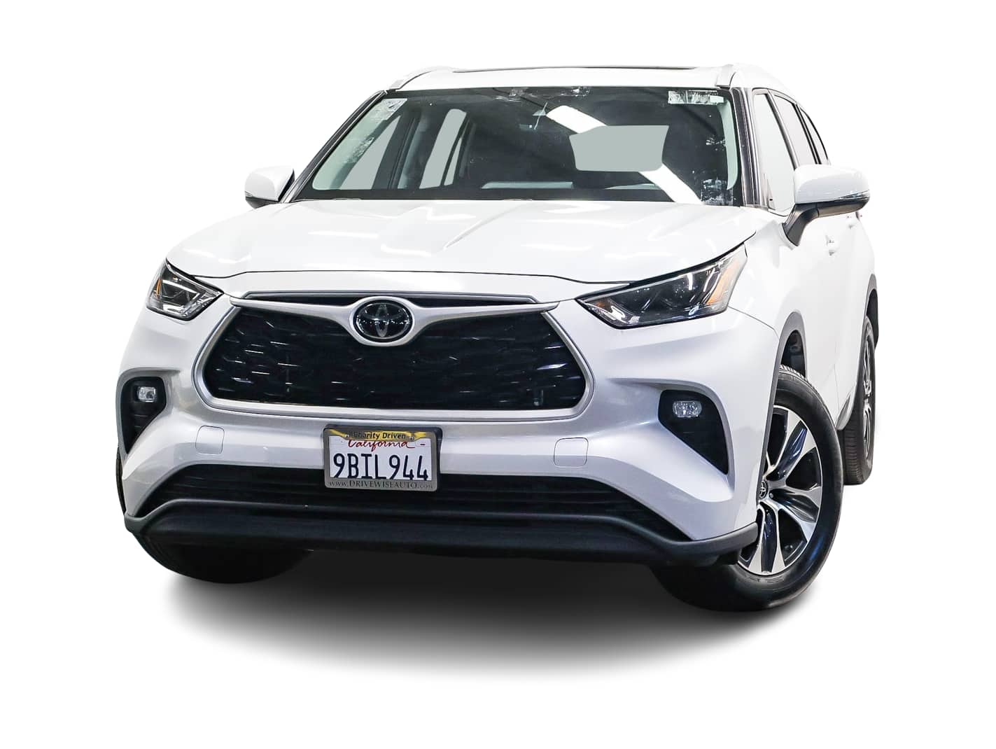 2022 Toyota Highlander XLE -
                Van Nuys, CA