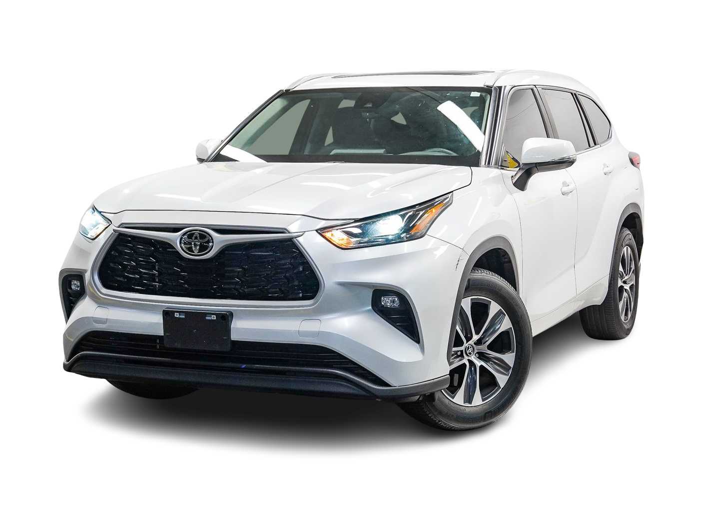 Thumbnail: 2023 Toyota Highlander - 1