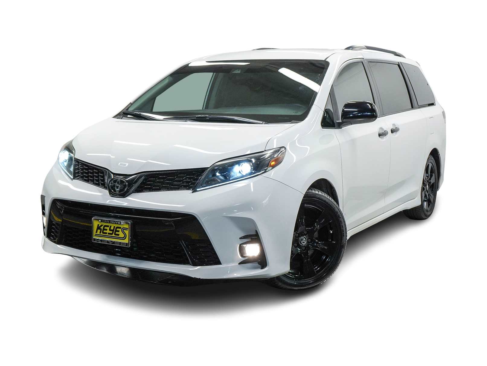 2020 Toyota Sienna SE -
                Van Nuys, CA