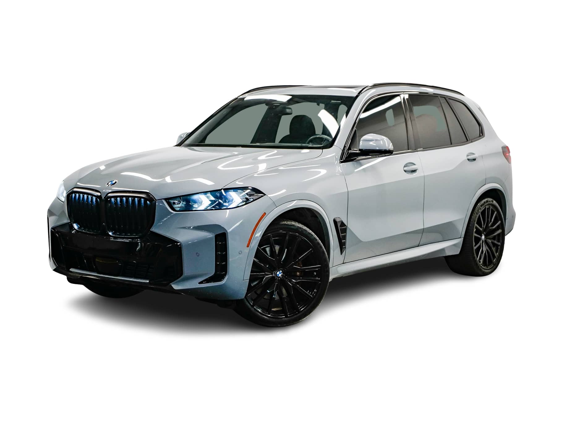 2024 BMW X5 sDrive40i Hero Image