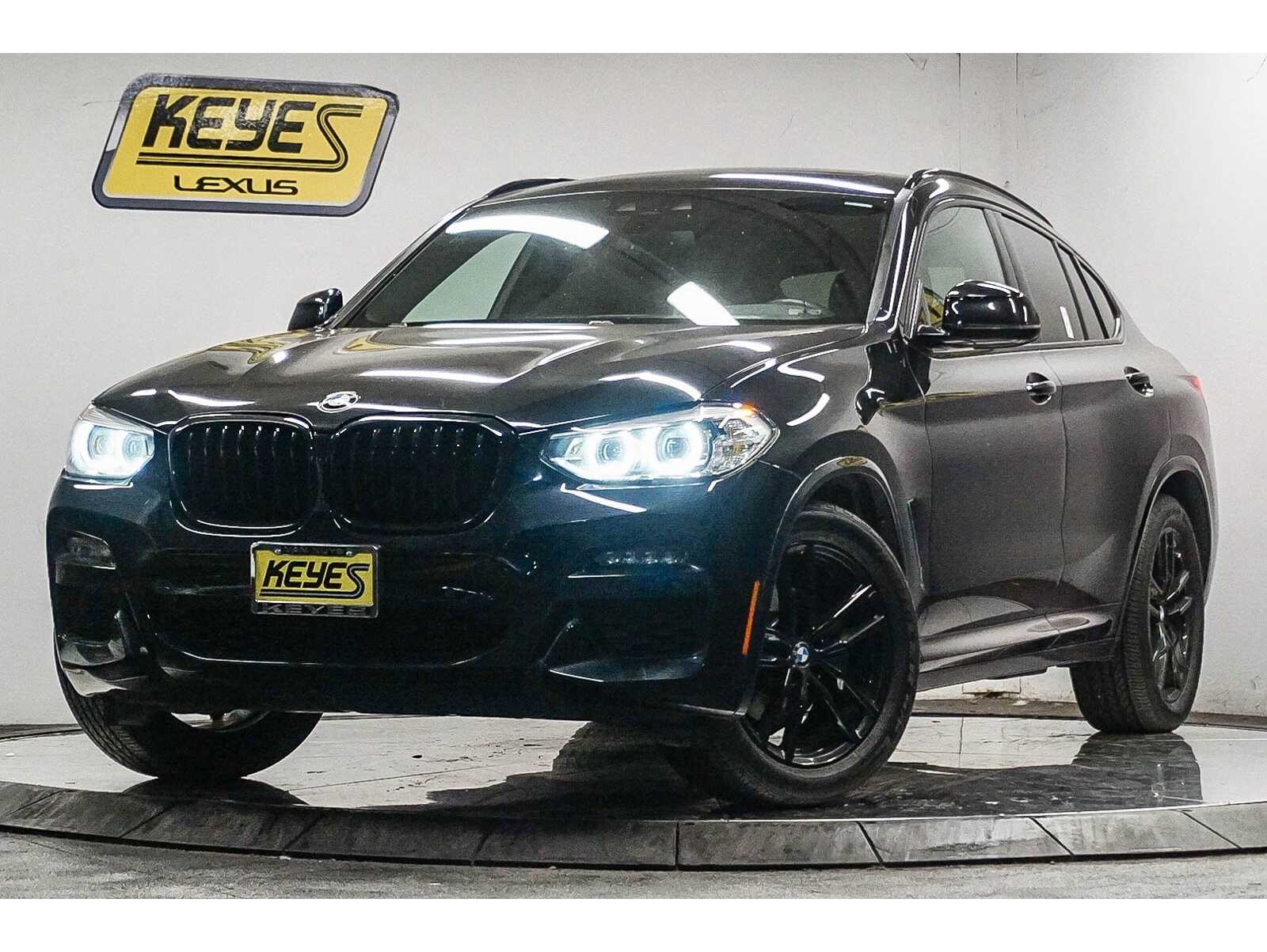 2021 BMW X4 30i's photo