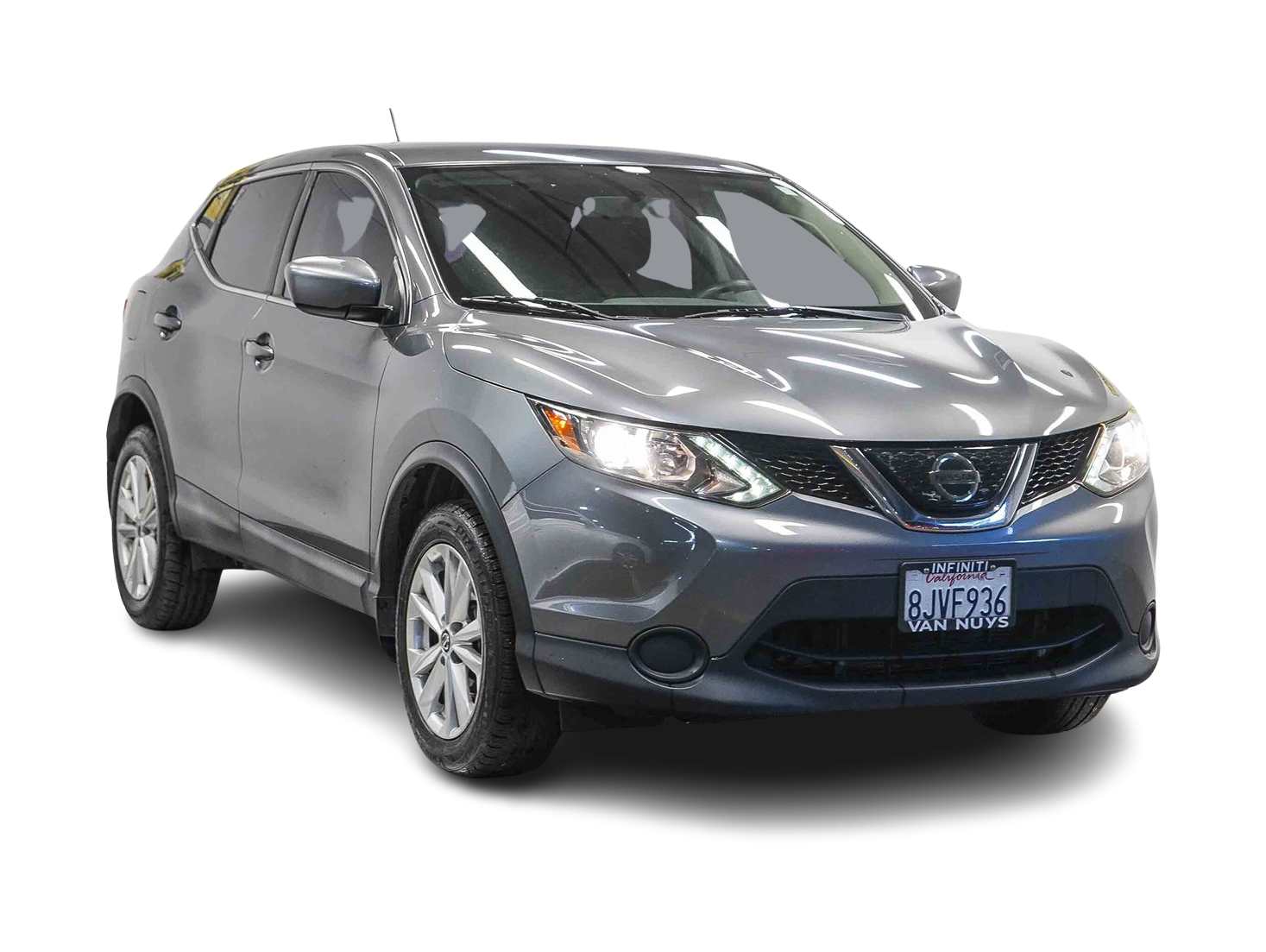 2019 Nissan Rogue Sport S -
                  Van Nuys, CA