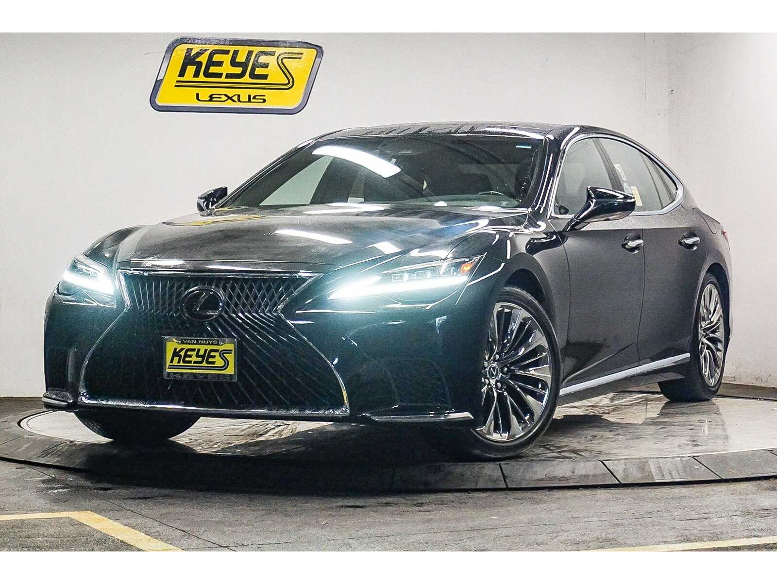 2022 Lexus LS Base's photo