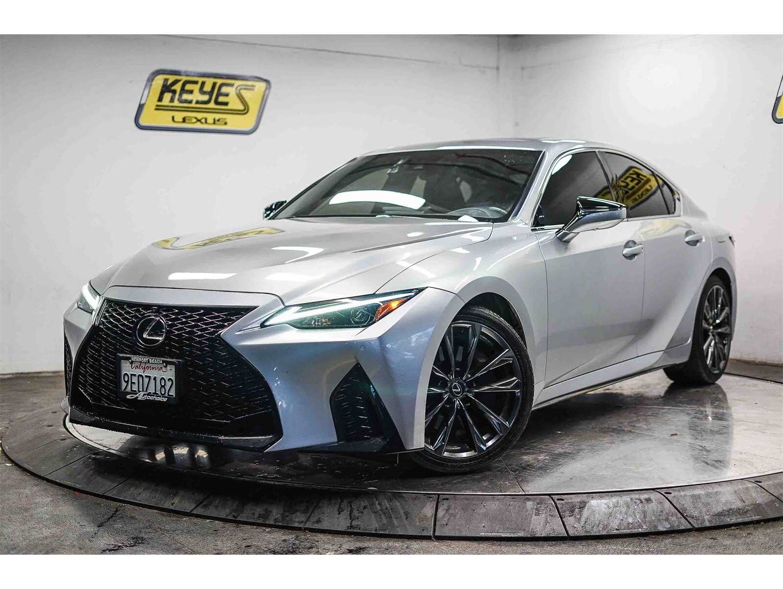 2023 Lexus IS 350 F SPORT's photo