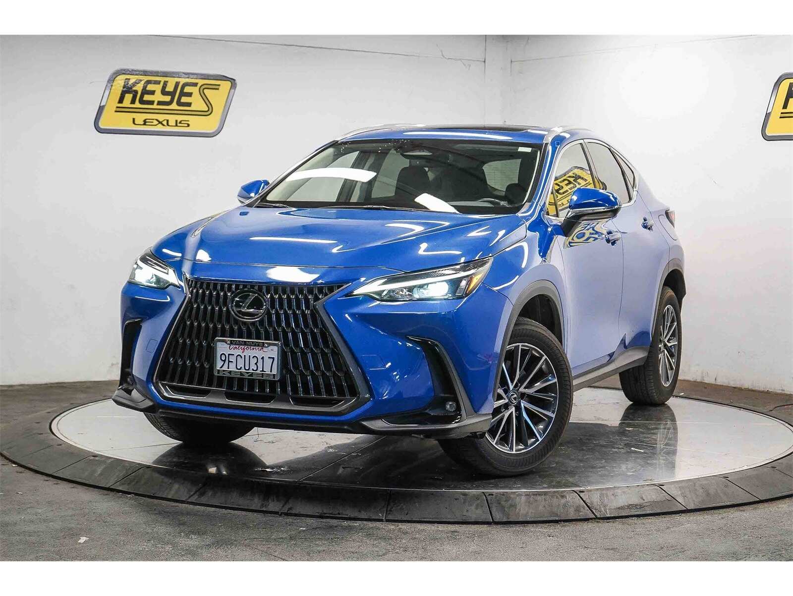 2023 Lexus NX 350's photo