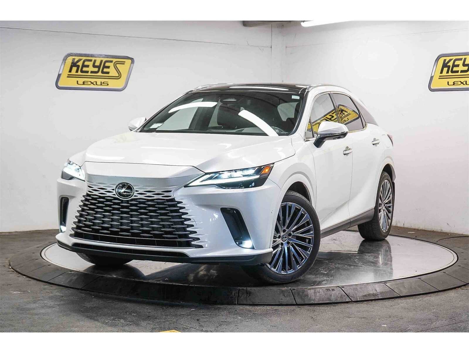 2024 Lexus RX PHEV 450h+'s photo