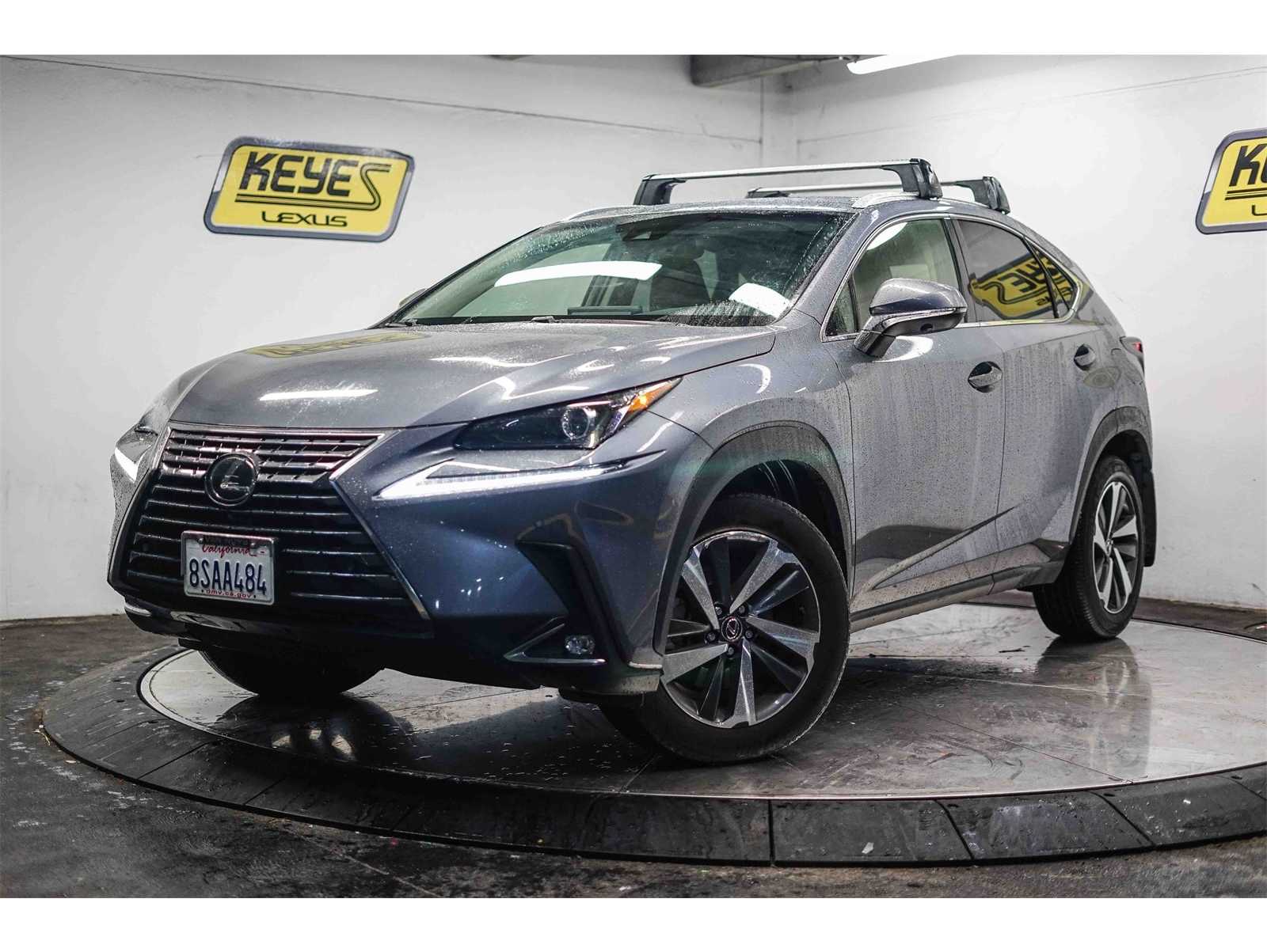 2020 Lexus NX 300's photo