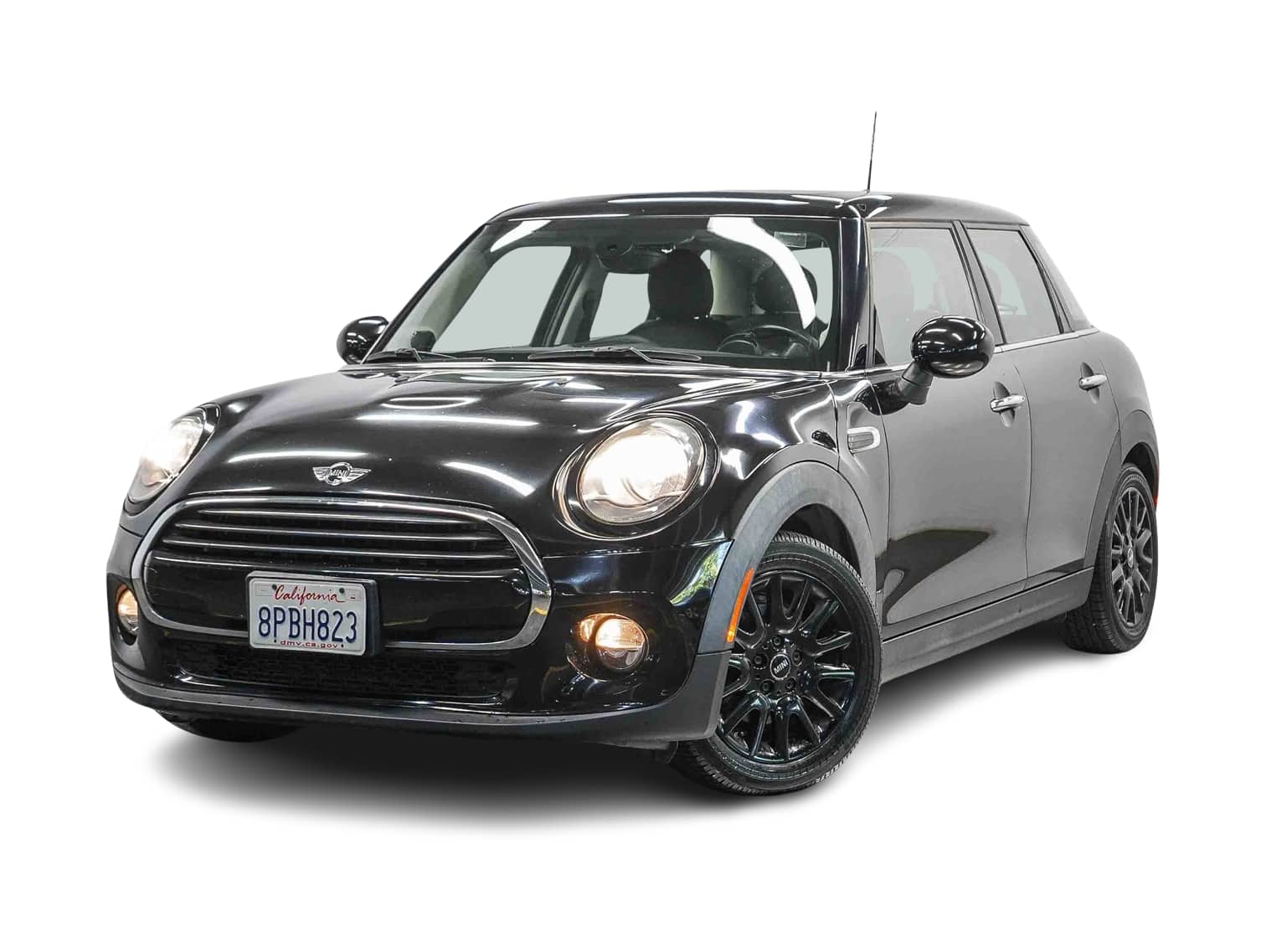 2016 MINI Cooper Base -
                  Van Nuys, CA