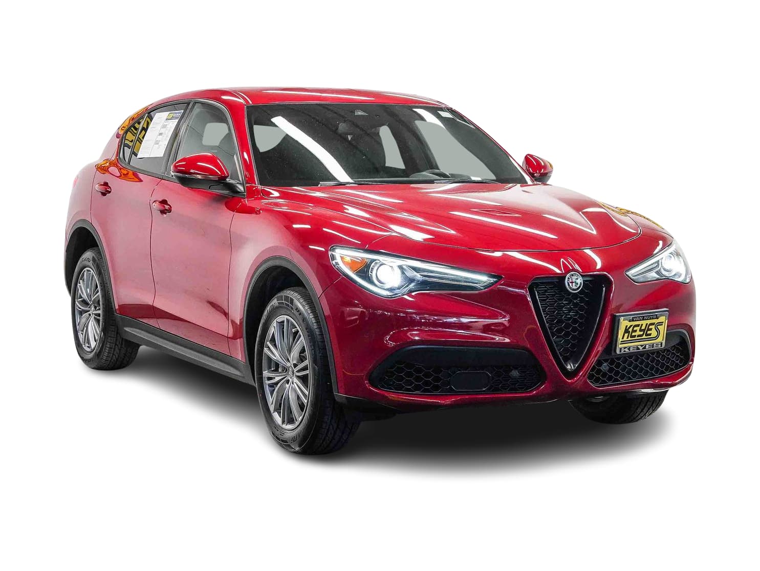 Thumbnail: 2023 Alfa Romeo Stelvio - 1