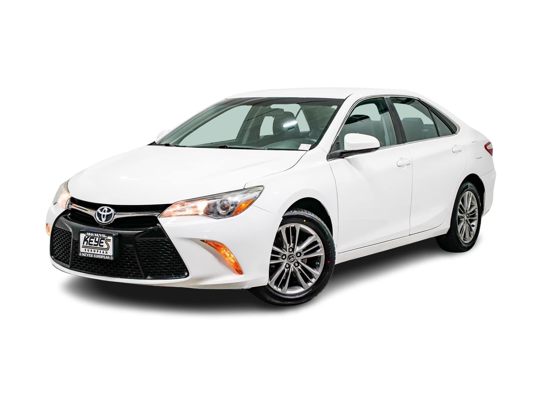 2016 Toyota Camry SE -
                Van Nuys, CA