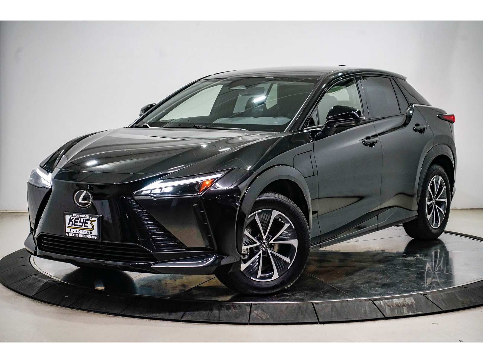 2025 Lexus RZ's photo