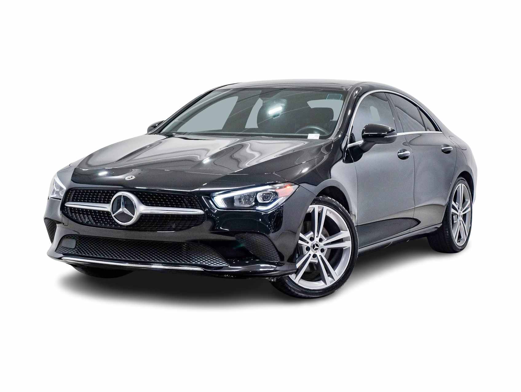 2022 Mercedes-Benz CLA 250 Hero Image