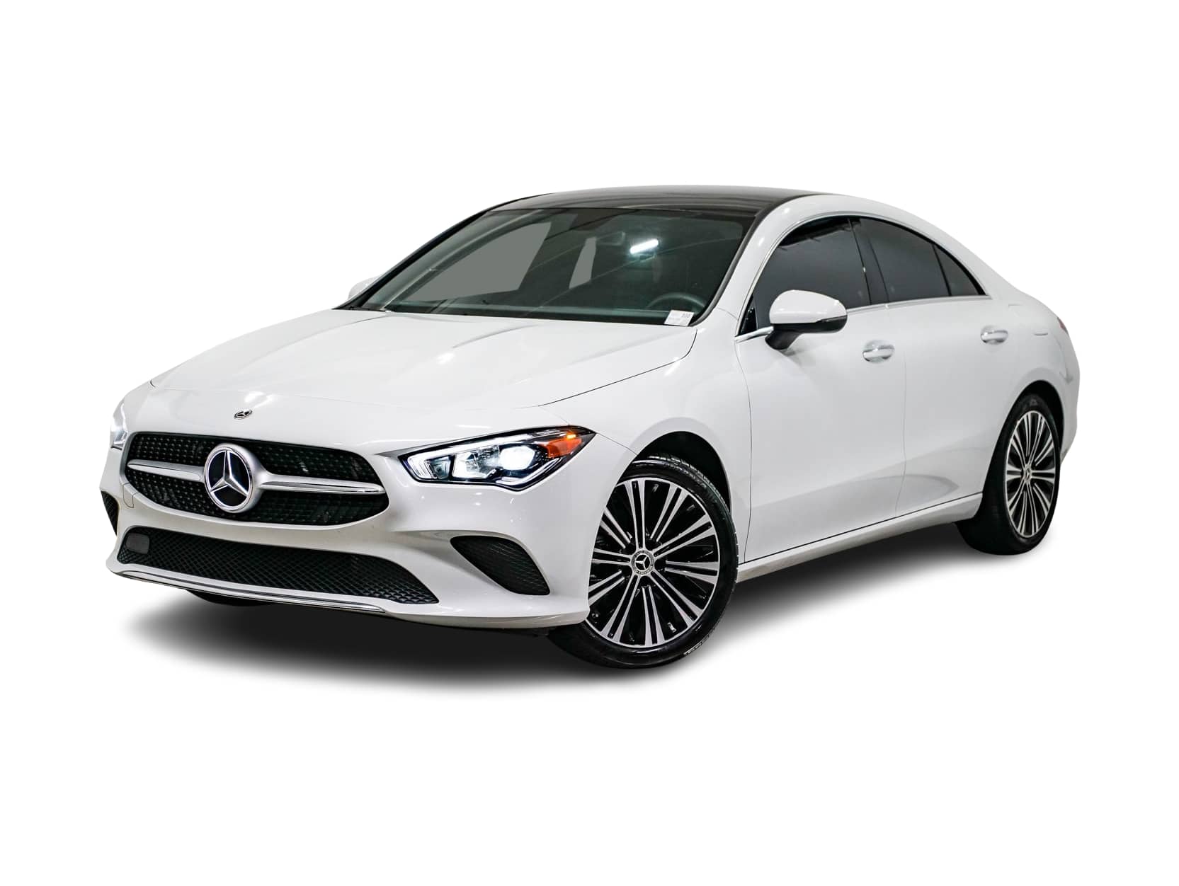 2022 Mercedes-Benz CLA 250 Hero Image