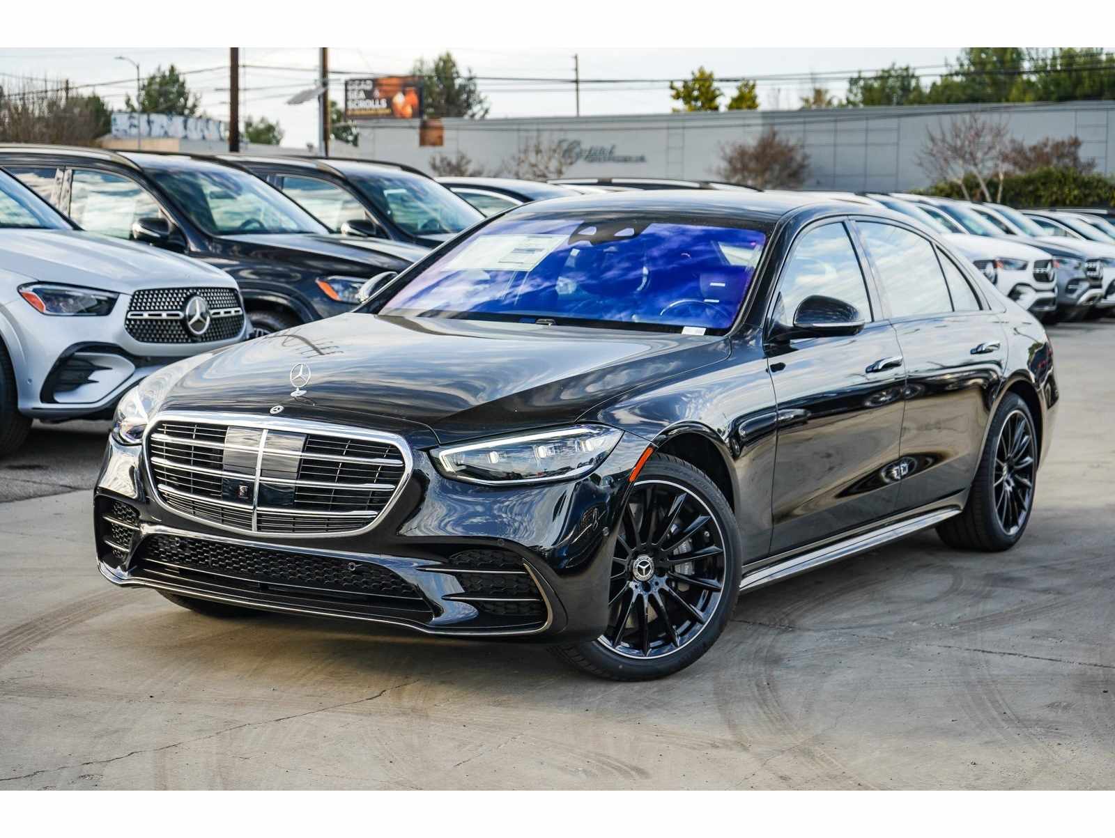 2025 Mercedes-Benz S-Class S 580's photo