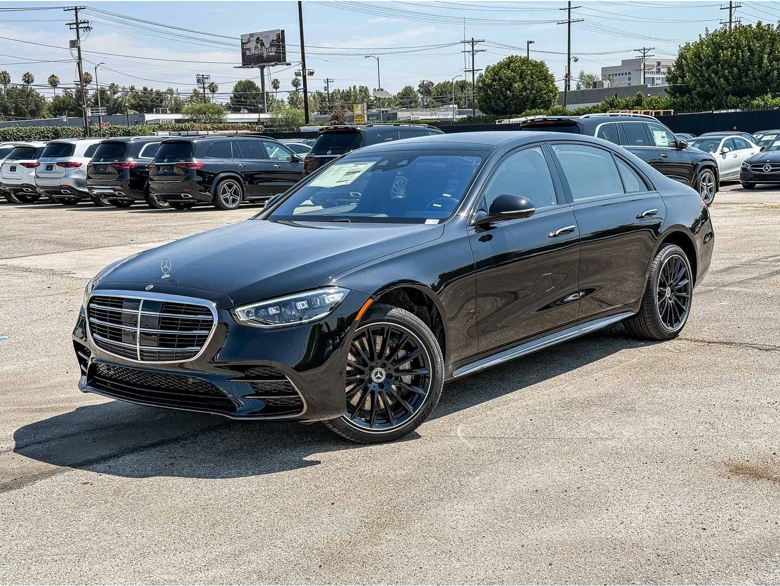 2025 Mercedes-Benz S-Class S 580's photo