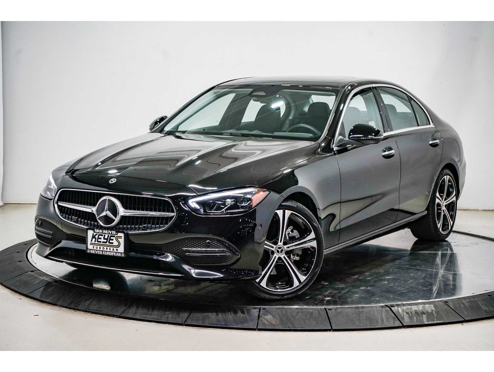 2025 Mercedes-Benz C-Class Sedan C 300's photo