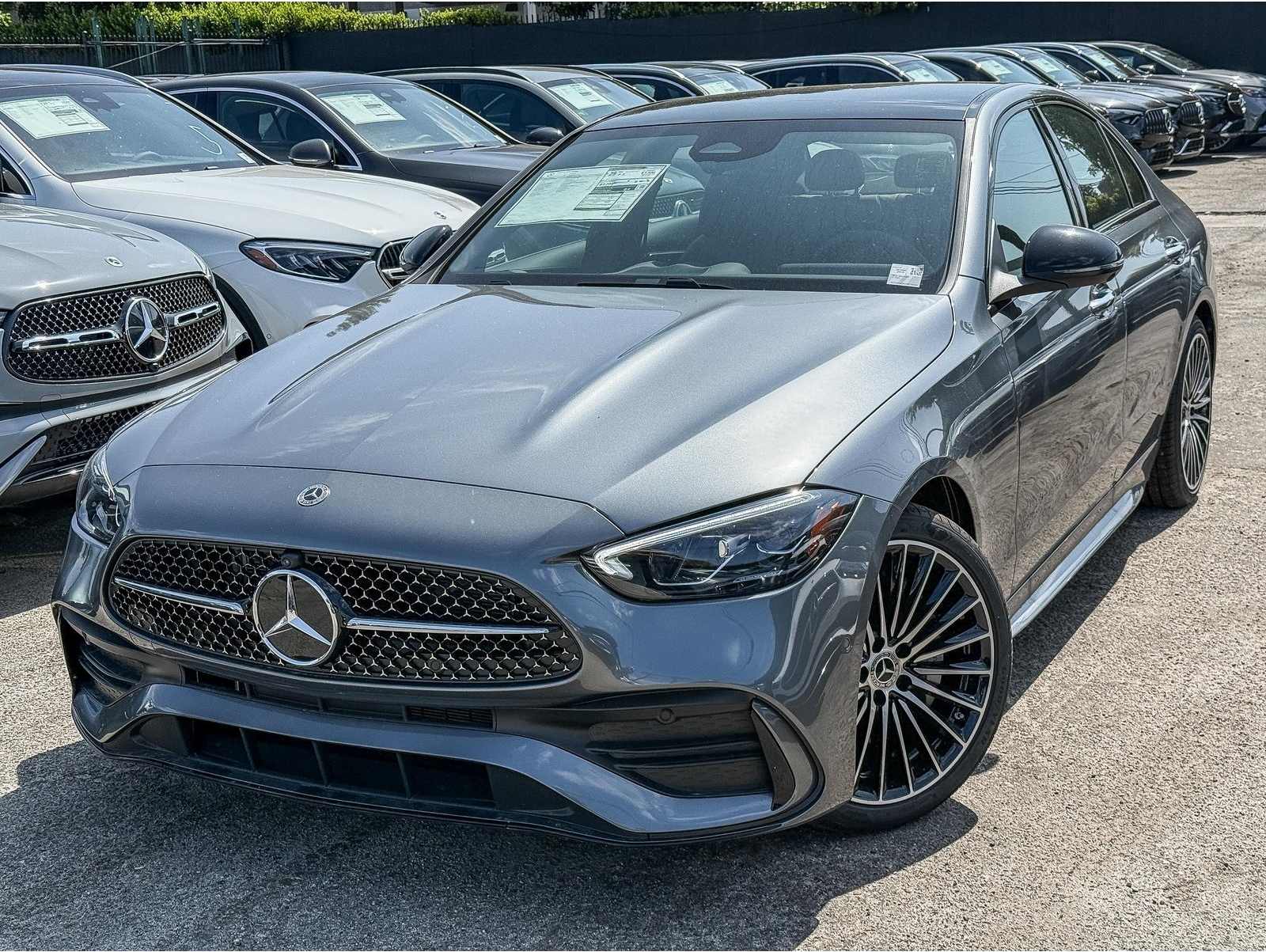 2025 Mercedes-Benz C-Class Sedan C 300's photo