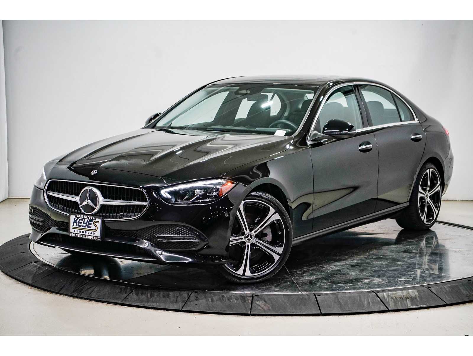 2025 Mercedes-Benz C-Class Sedan C 300's photo