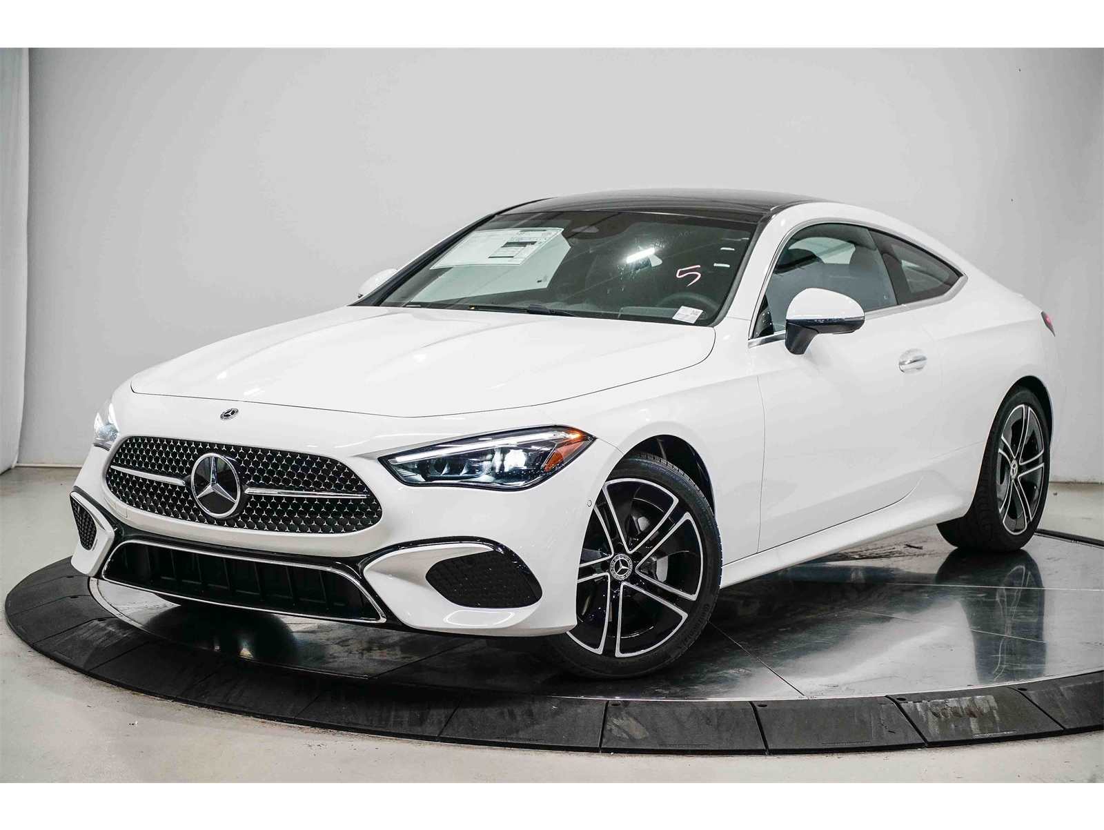 2026 Mercedes-Benz CLE CLE 300's photo