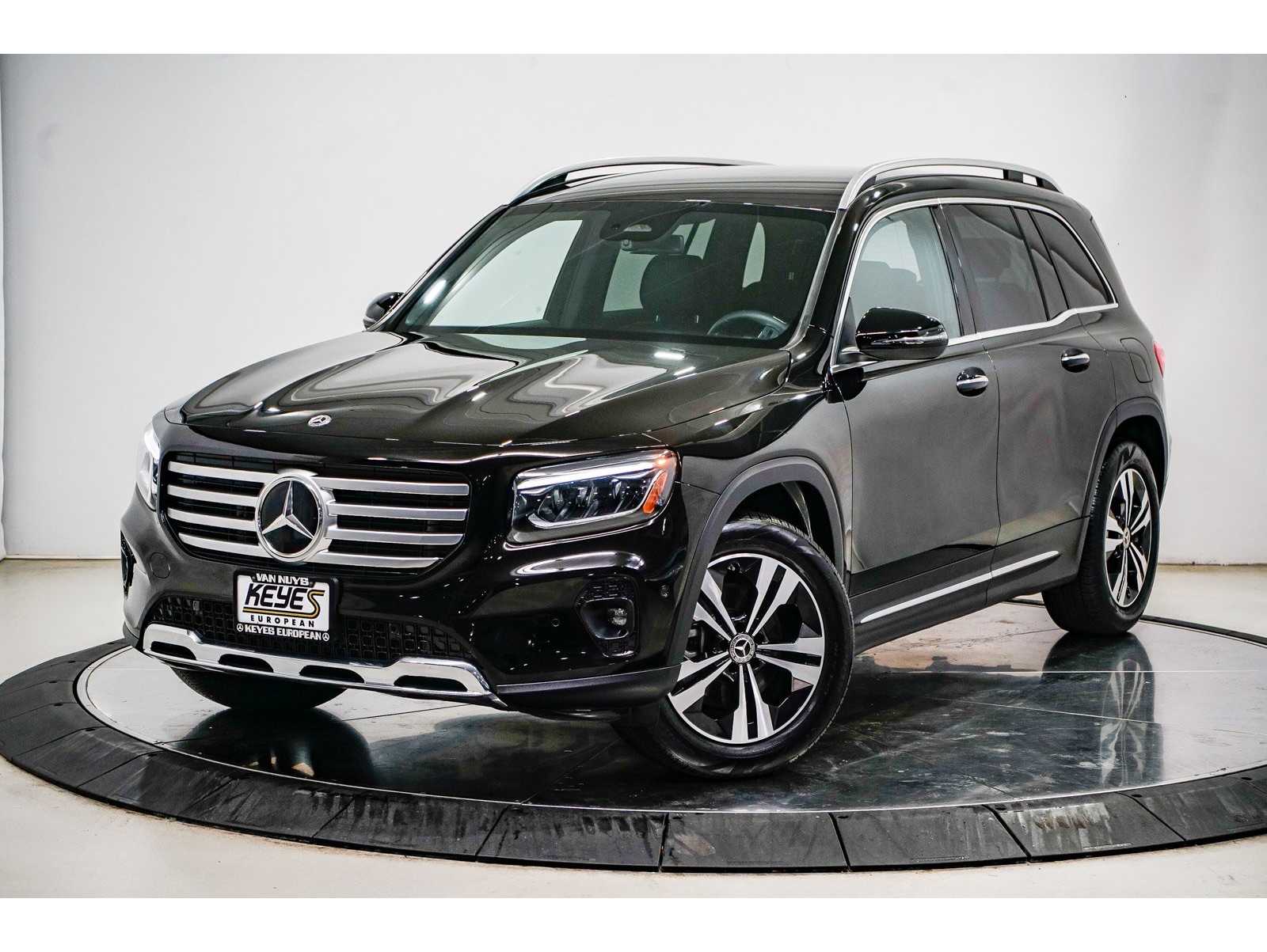 2025 Mercedes-Benz GLB Base