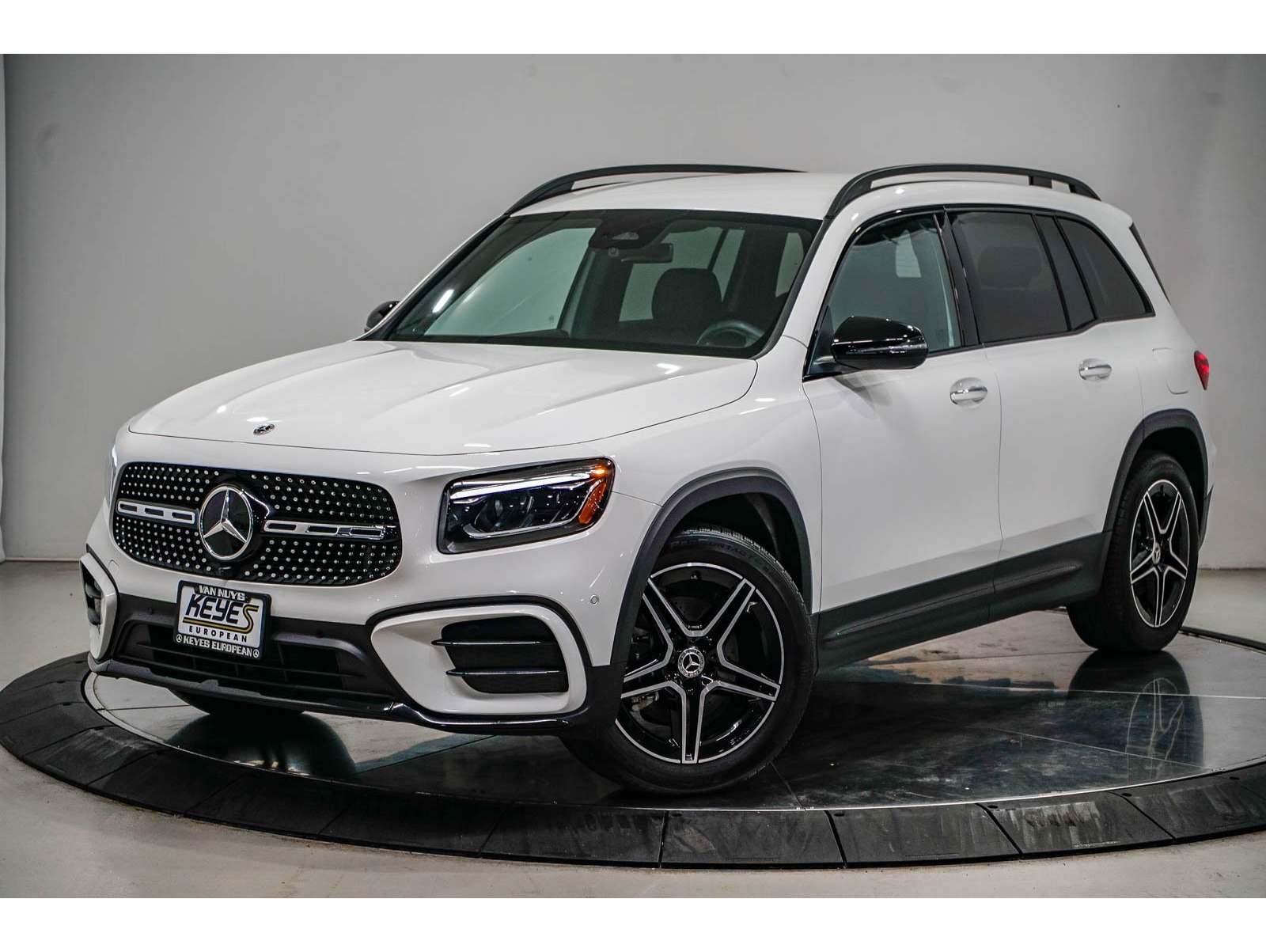 2025 Mercedes-Benz GLB